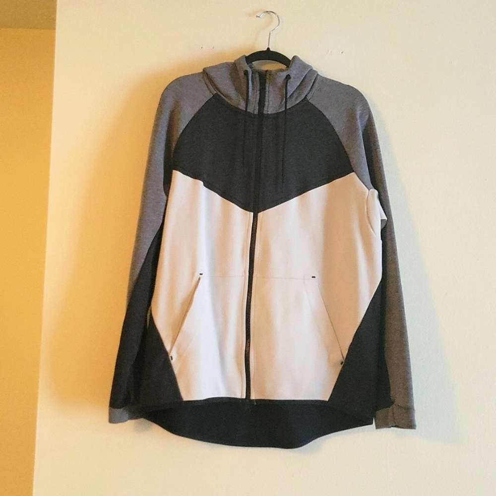 NIKE TECH ZipUp Hoodie